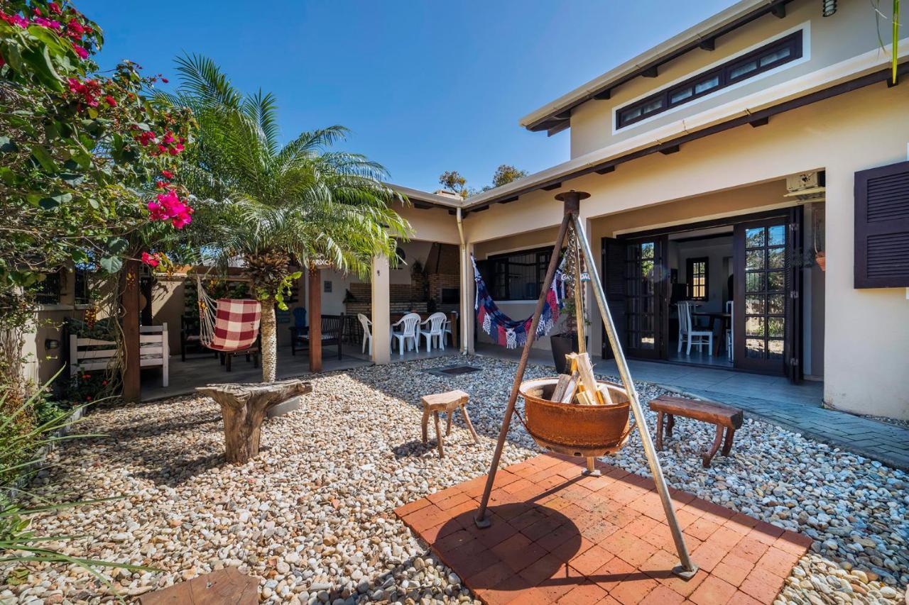Praia Do Mariscal, Casa Para10 Pessoas, Casa Marixca บอมบินญัส ภายนอก รูปภาพ
